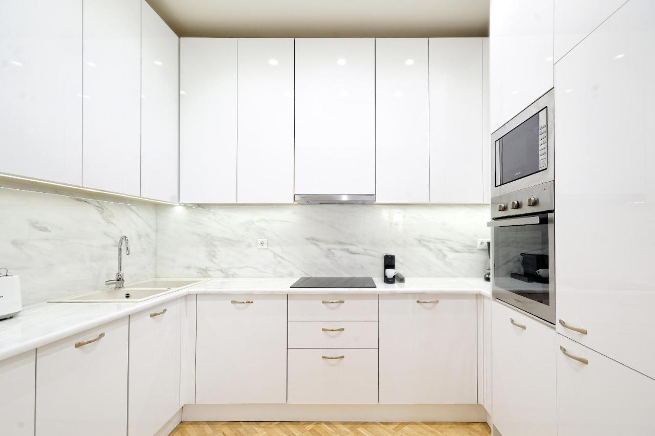 The Fancy Philosopher Apartment أثينا المظهر الخارجي الصورة