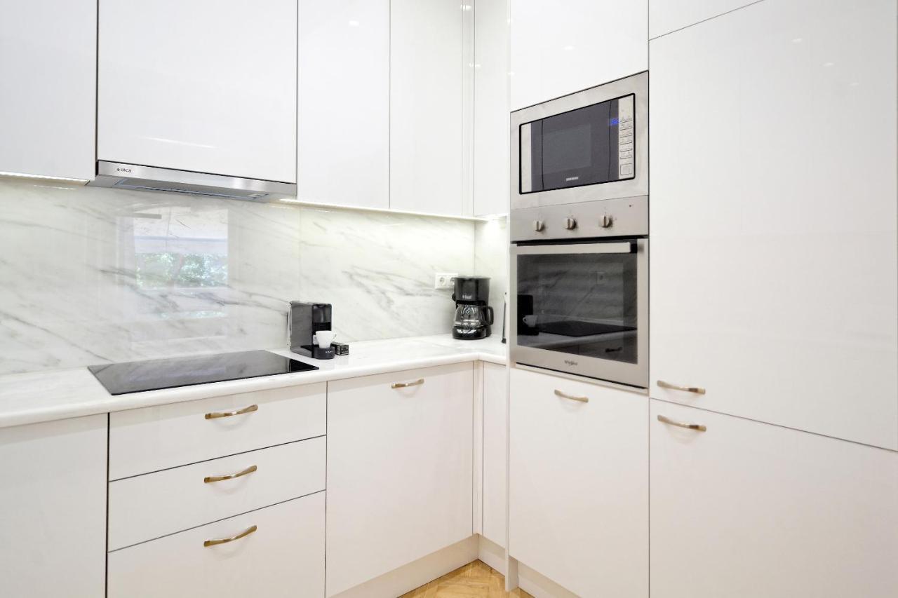The Fancy Philosopher Apartment أثينا المظهر الخارجي الصورة